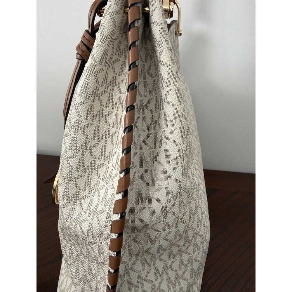 Michael Kors Shoulder Bag Joan Large Slouchy Vanilla Pebbled Leather AUTHENTIC - Picture 7 of 16